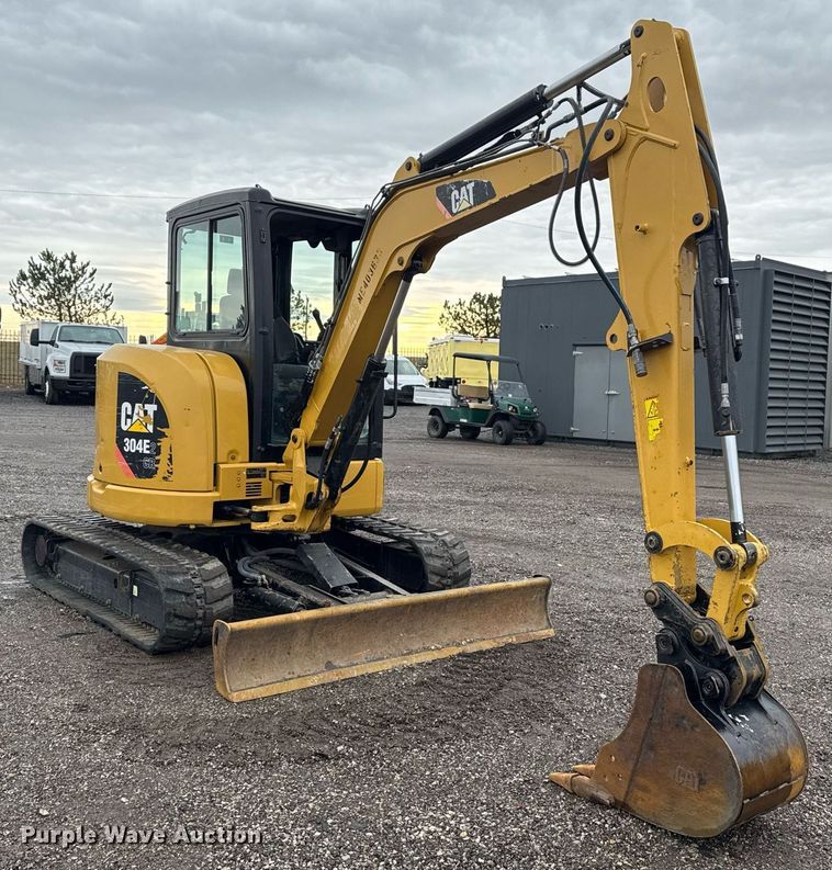image for item EG2520 2018 Caterpillar 304E2 CR mini excavator