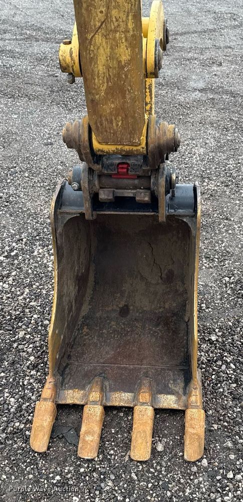 image for item EG2520 2018 Caterpillar 304E2 CR mini excavator