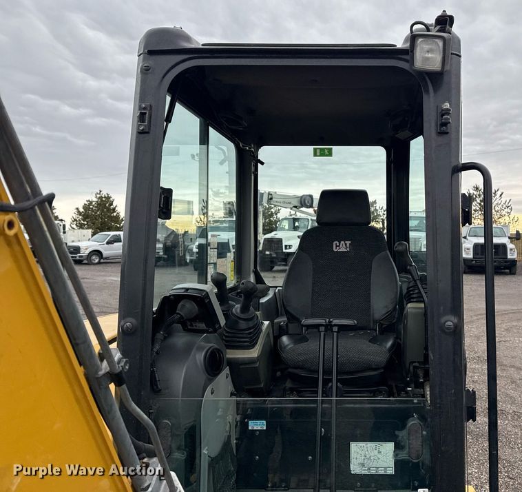 image for item EG2520 2018 Caterpillar 304E2 CR mini excavator