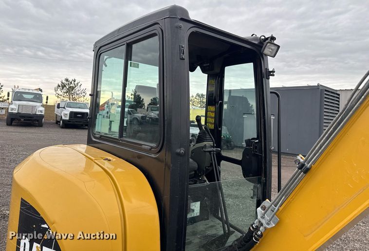image for item EG2520 2018 Caterpillar 304E2 CR mini excavator