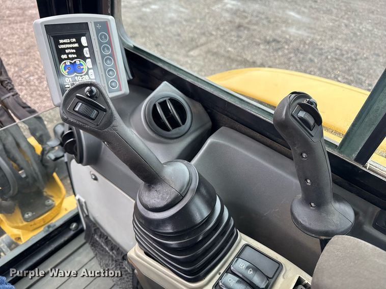 image for item EG2520 2018 Caterpillar 304E2 CR mini excavator