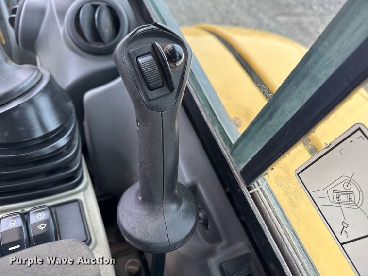 image for item EG2520 2018 Caterpillar 304E2 CR mini excavator