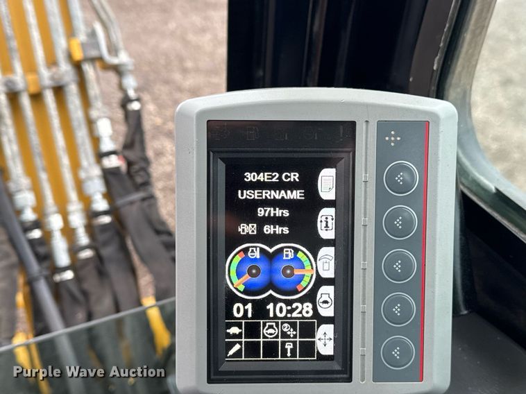 image for item EG2520 2018 Caterpillar 304E2 CR mini excavator