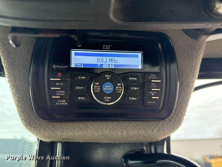 image for item EG2520 2018 Caterpillar 304E2 CR mini excavator