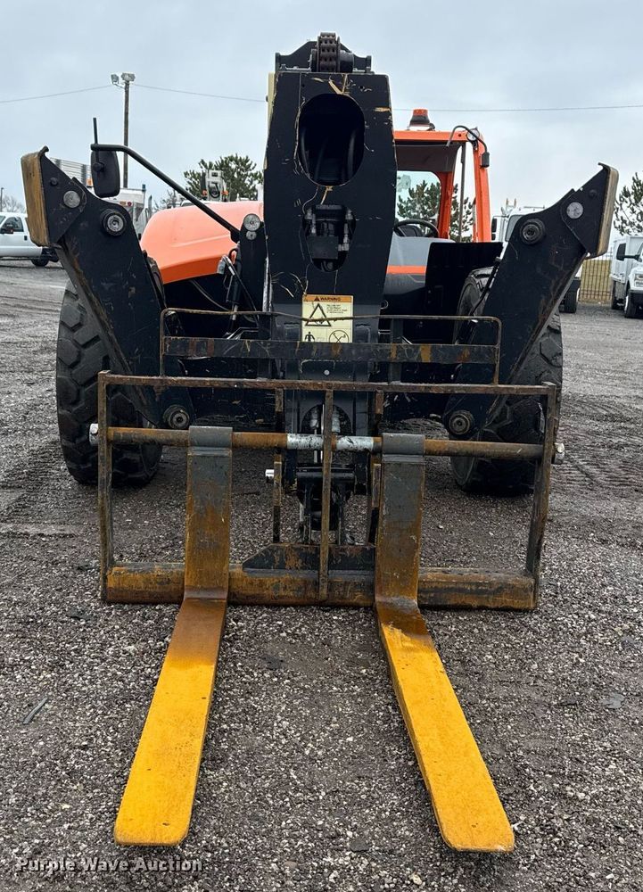 image for item EG2522 2019 JLG 1255 telehandler