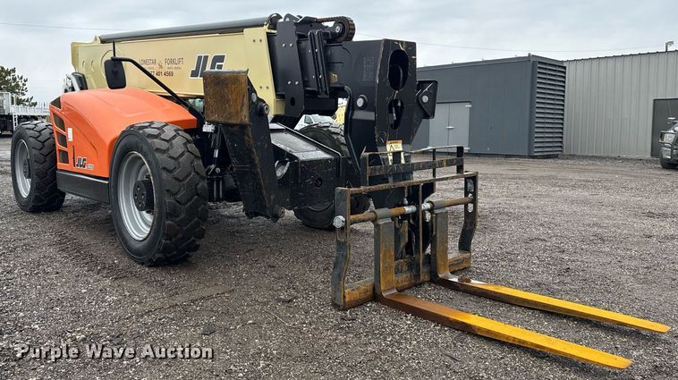 image for item EG2522 2019 JLG 1255 telehandler
