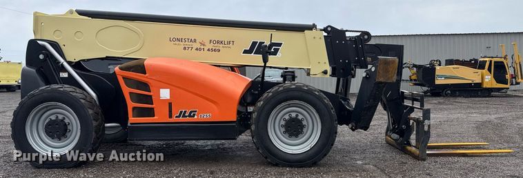 image for item EG2522 2019 JLG 1255 telehandler