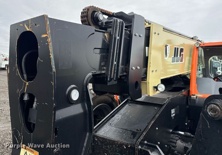 image for item EG2522 2019 JLG 1255 telehandler