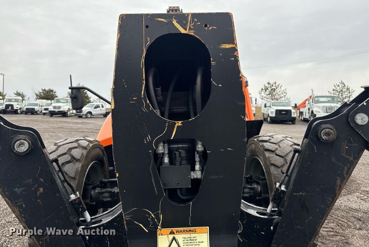 image for item EG2522 2019 JLG 1255 telehandler