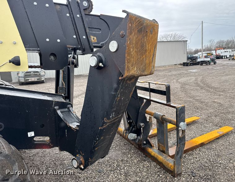 image for item EG2522 2019 JLG 1255 telehandler