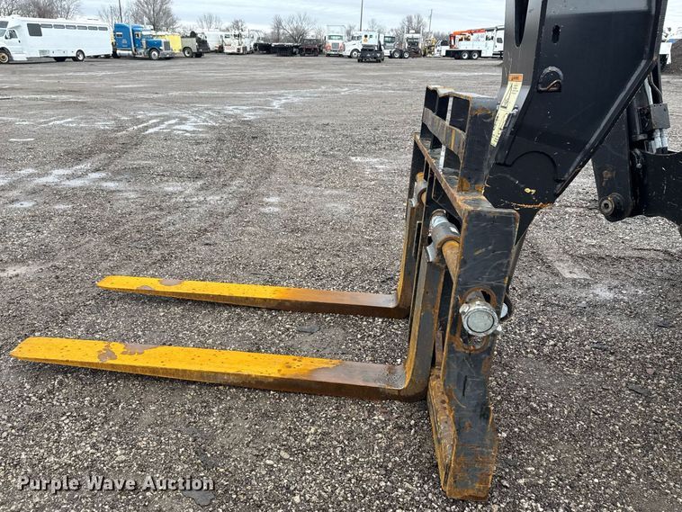 image for item EG2522 2019 JLG 1255 telehandler
