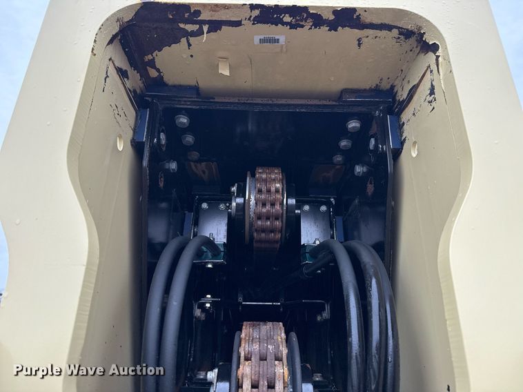 image for item EG2522 2019 JLG 1255 telehandler