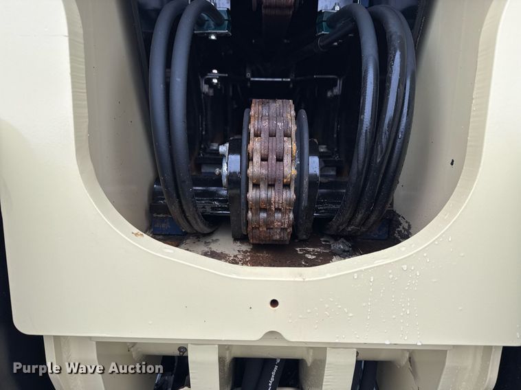 image for item EG2522 2019 JLG 1255 telehandler