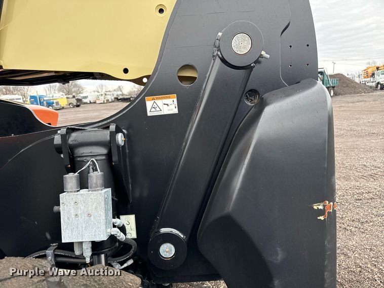 image for item EG2522 2019 JLG 1255 telehandler