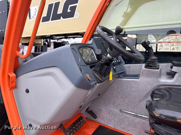 image for item EG2522 2019 JLG 1255 telehandler