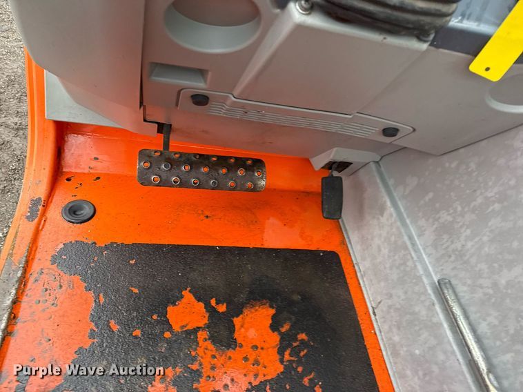 image for item EG2522 2019 JLG 1255 telehandler