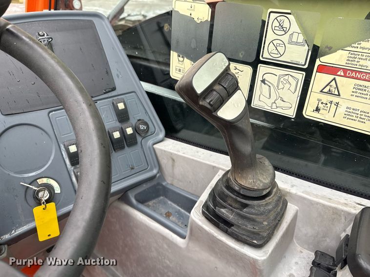 image for item EG2522 2019 JLG 1255 telehandler