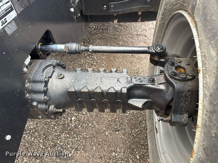 image for item EG2522 2019 JLG 1255 telehandler