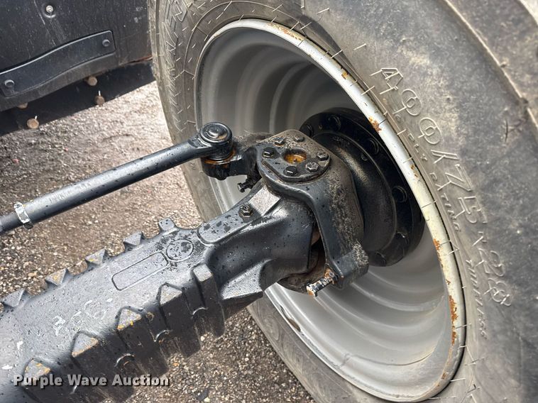 image for item EG2522 2019 JLG 1255 telehandler