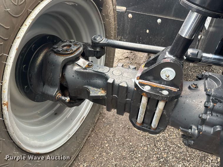 image for item EG2522 2019 JLG 1255 telehandler