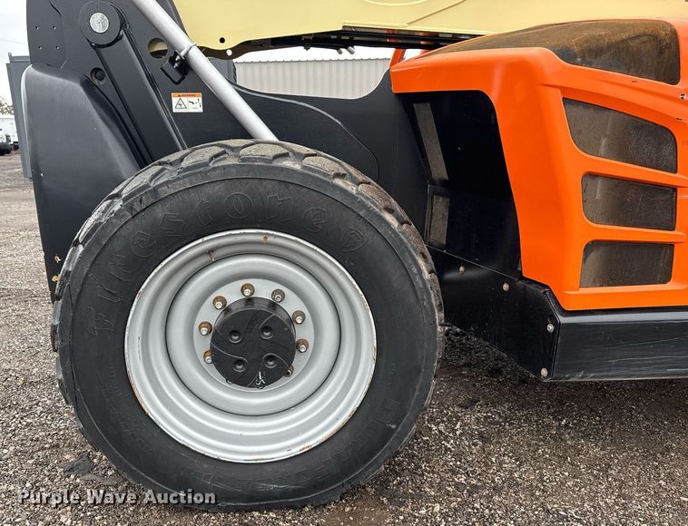 image for item EG2522 2019 JLG 1255 telehandler