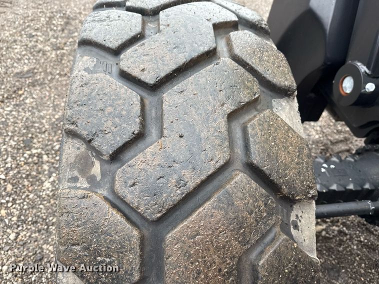 image for item EG2522 2019 JLG 1255 telehandler