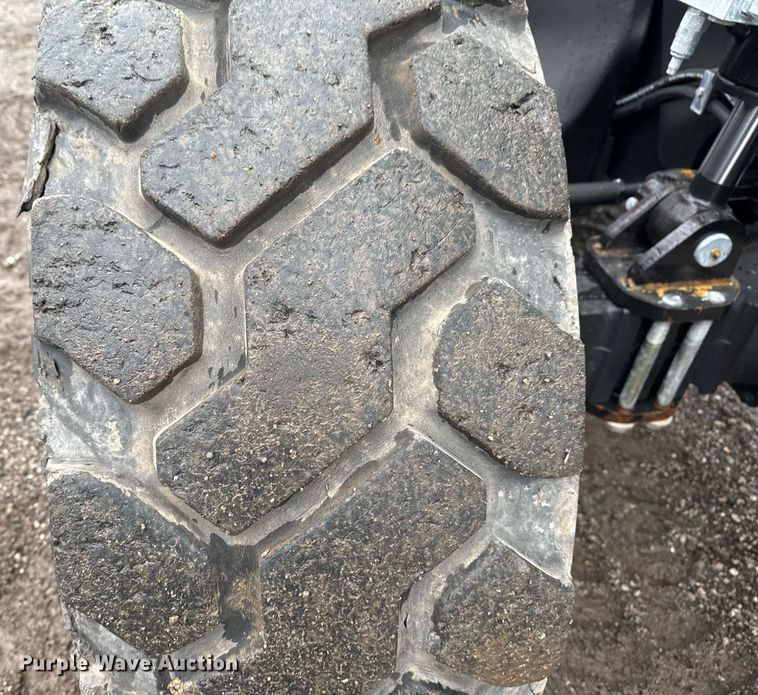 image for item EG2522 2019 JLG 1255 telehandler