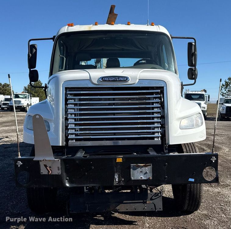 image for item EG2525 2012 Freightliner Business Class M2 Ext. Cab utility / service truck