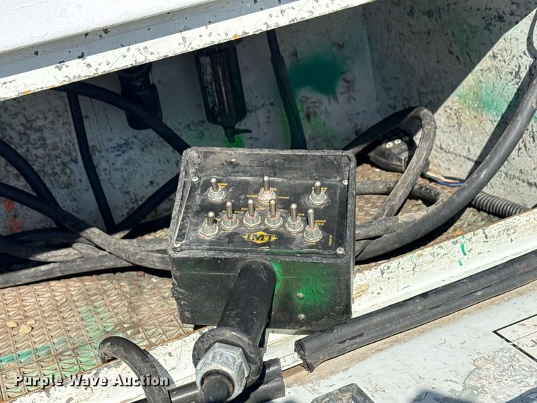 image for item EG2525 2012 Freightliner Business Class M2 Ext. Cab utility / service truck