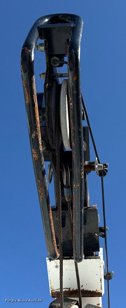 image for item EG2525 2012 Freightliner Business Class M2 Ext. Cab utility / service truck