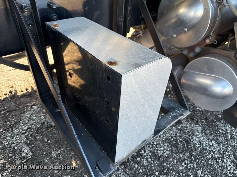 image for item EG2525 2012 Freightliner Business Class M2 Ext. Cab utility / service truck