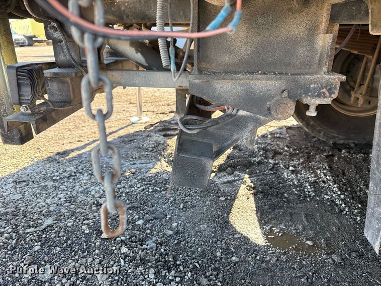 image for item EG2525 2012 Freightliner Business Class M2 Ext. Cab utility / service truck