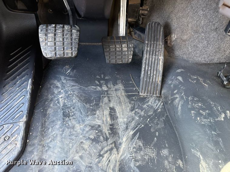 image for item EG2525 2012 Freightliner Business Class M2 Ext. Cab utility / service truck