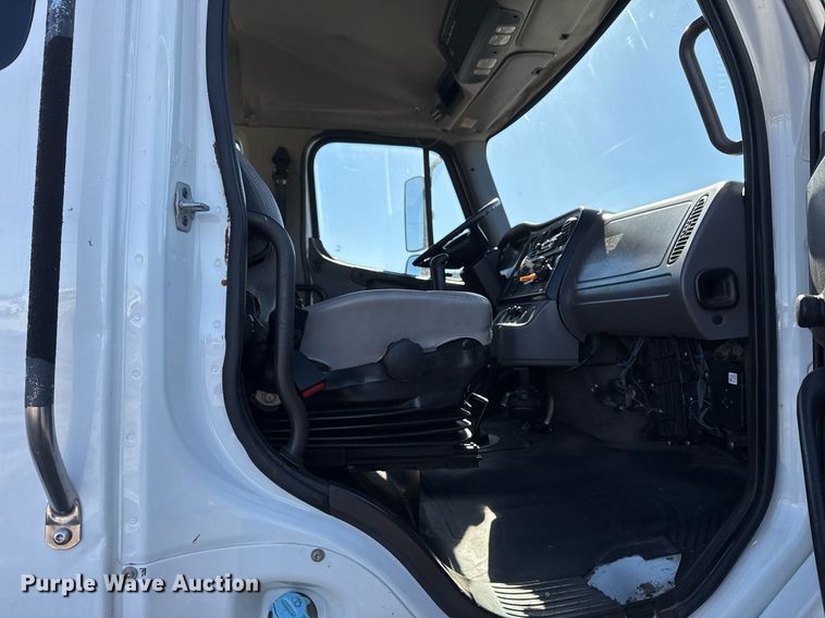 image for item EG2525 2012 Freightliner Business Class M2 Ext. Cab utility / service truck