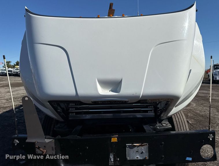 image for item EG2525 2012 Freightliner Business Class M2 Ext. Cab utility / service truck