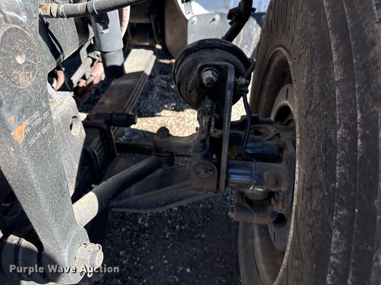 image for item EG2525 2012 Freightliner Business Class M2 Ext. Cab utility / service truck