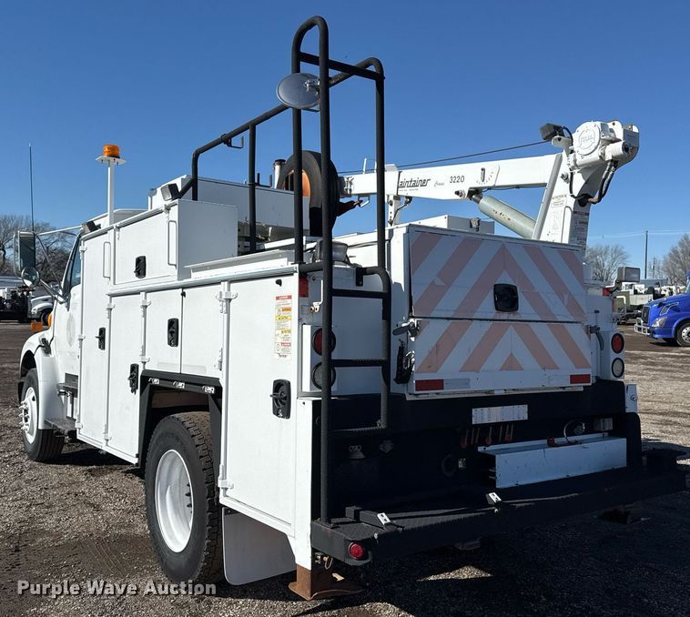 image for item EG2526 2005 Sterling Acterra utility / service truck