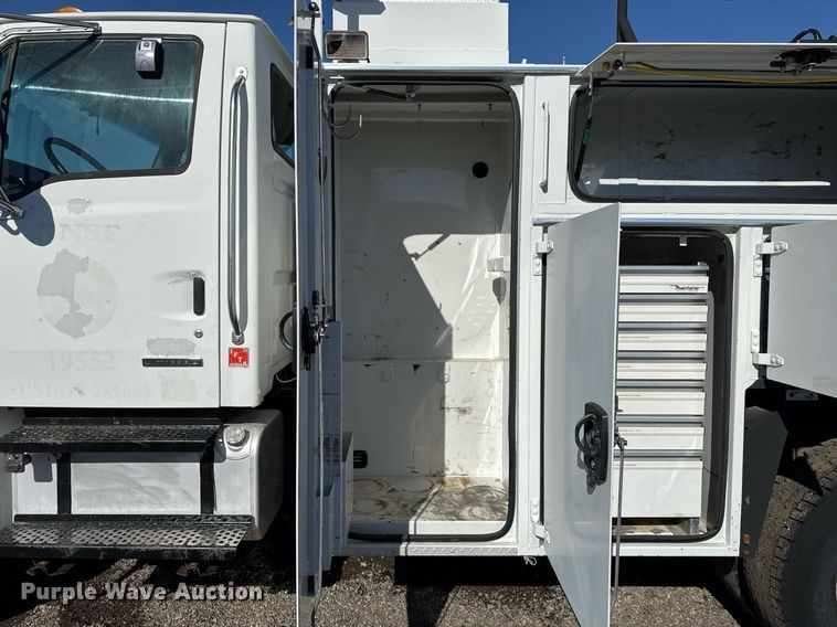 image for item EG2526 2005 Sterling Acterra utility / service truck