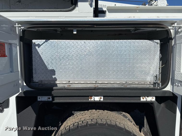 image for item EG2526 2005 Sterling Acterra utility / service truck