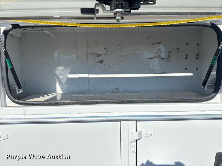 image for item EG2526 2005 Sterling Acterra utility / service truck