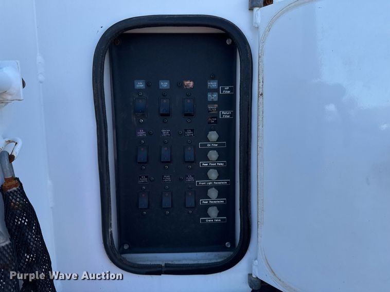 image for item EG2526 2005 Sterling Acterra utility / service truck