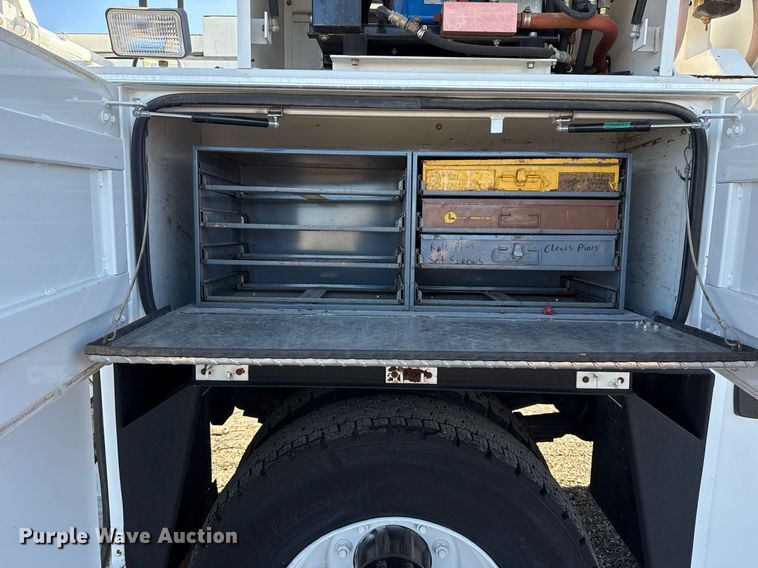 image for item EG2526 2005 Sterling Acterra utility / service truck