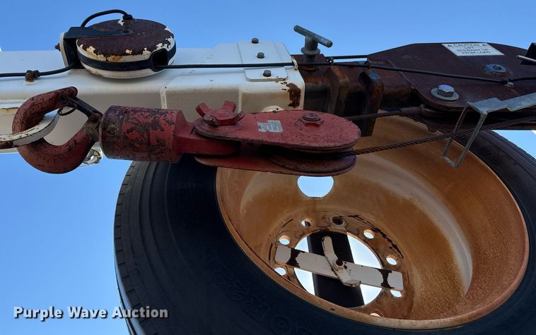 image for item EG2526 2005 Sterling Acterra utility / service truck