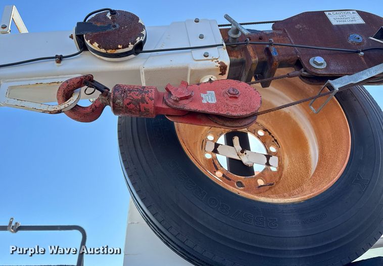 image for item EG2526 2005 Sterling Acterra utility / service truck