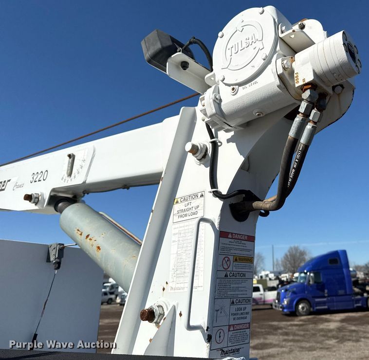 image for item EG2526 2005 Sterling Acterra utility / service truck