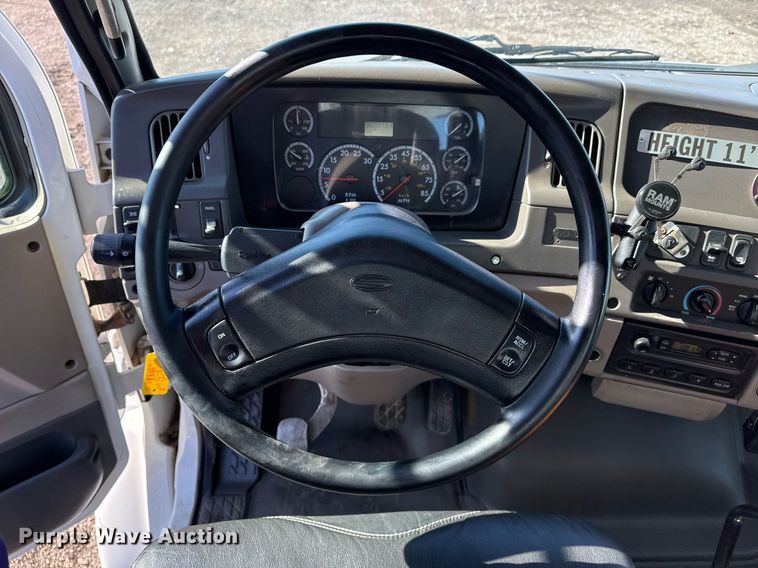 image for item EG2526 2005 Sterling Acterra utility / service truck