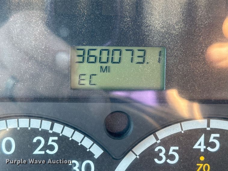 image for item EG2526 2005 Sterling Acterra utility / service truck