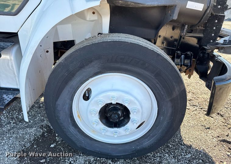 image for item EG2526 2005 Sterling Acterra utility / service truck