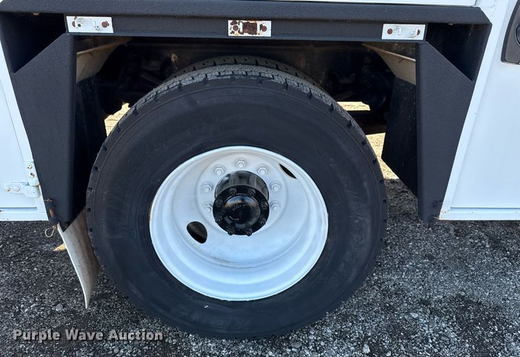 image for item EG2526 2005 Sterling Acterra utility / service truck