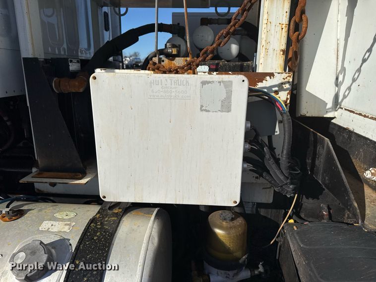 image for item EG2529 2014 Freightliner 114SD grapple crane truck